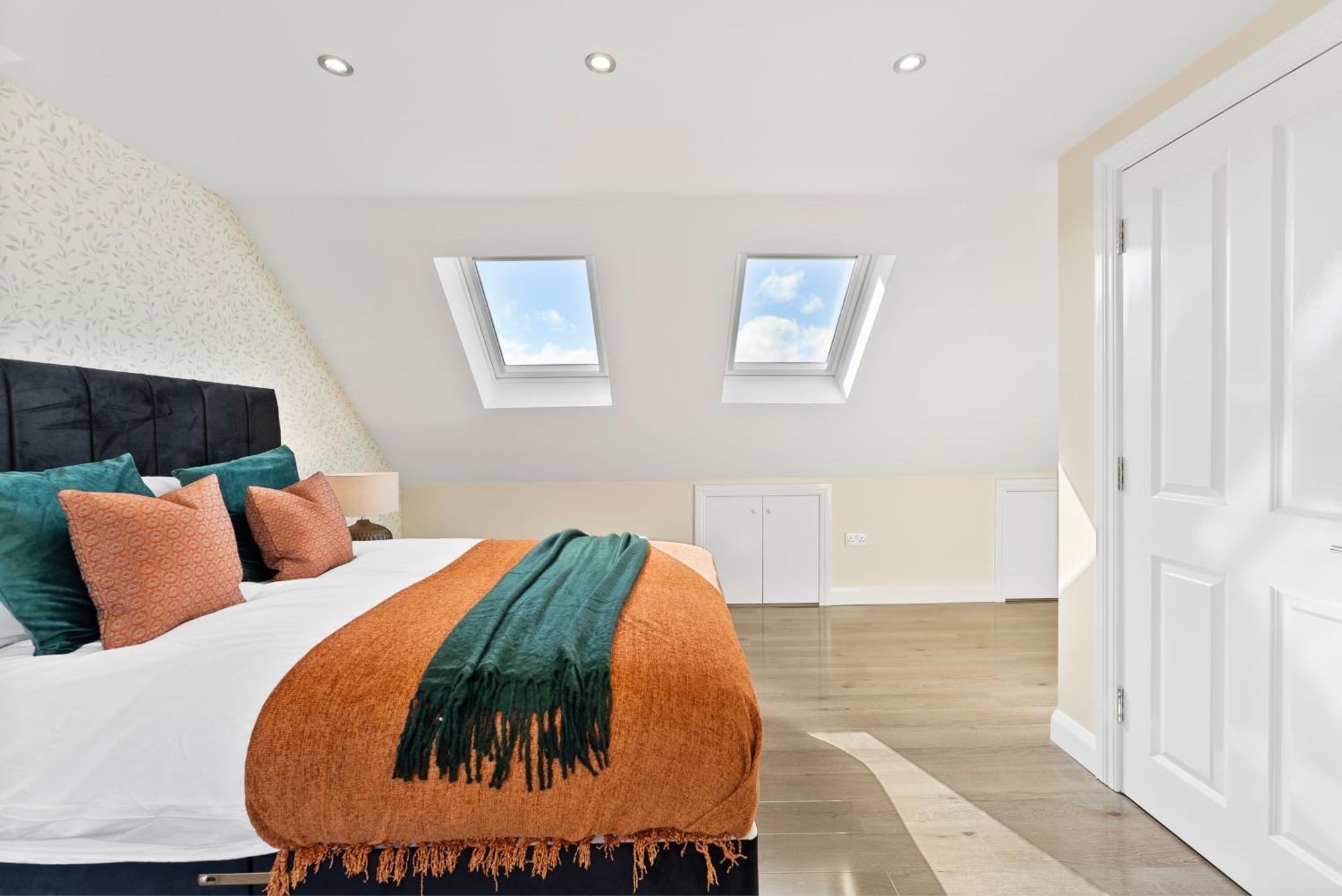 ロンドン Stylish Wembley Gem - Parking -Sleeps 14ヴィラ エクステリア 写真